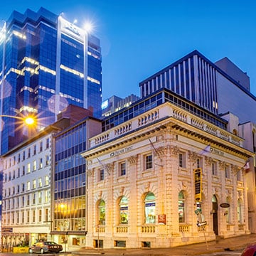 How far is the hotel from Downtown Halifax?